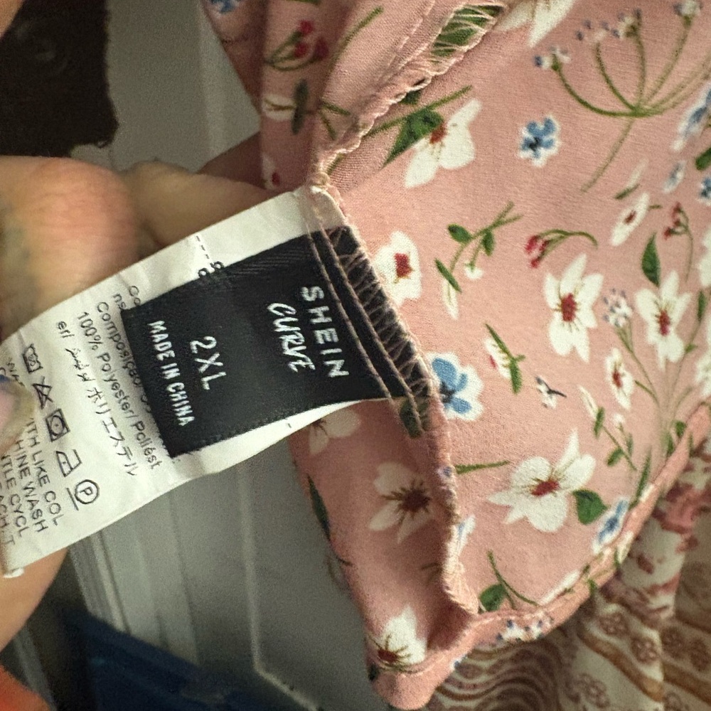 Floral Pink Ruffle Blouse - Picture 9 of 9